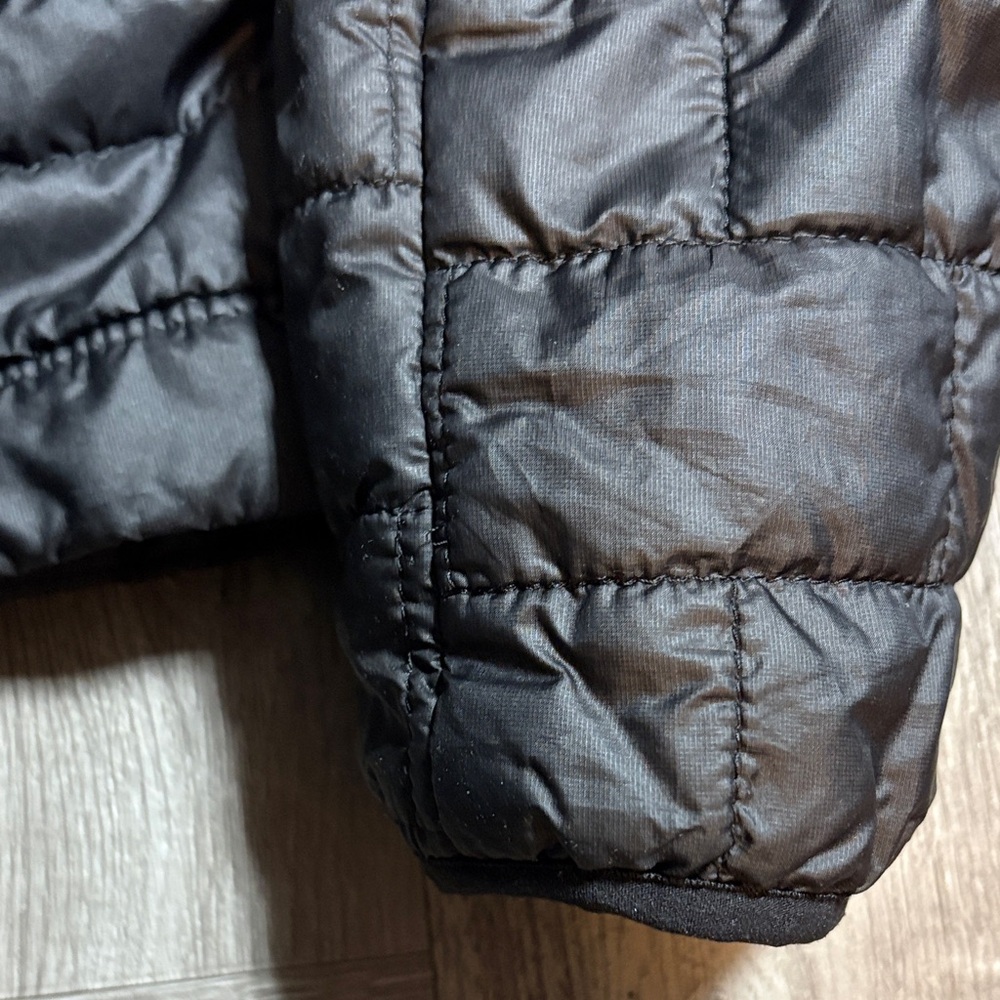 Patagonia Black Quilted Lightweight Jacket - Picture 5 of 6